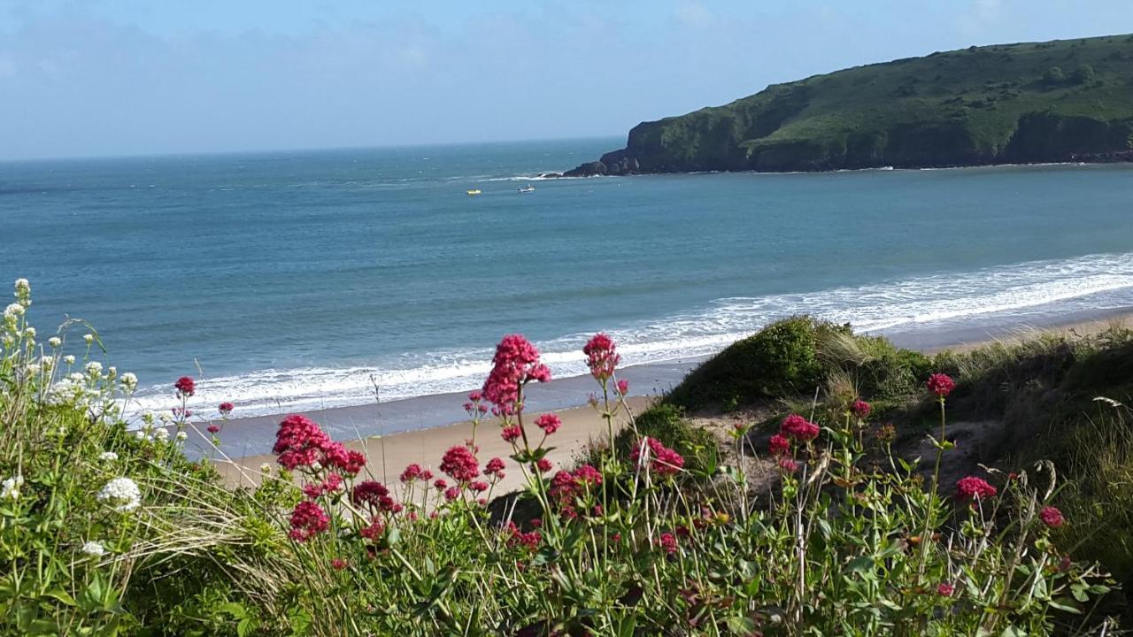 A Beach Holiday In Pembrokeshire ภายนอก รูปภาพ