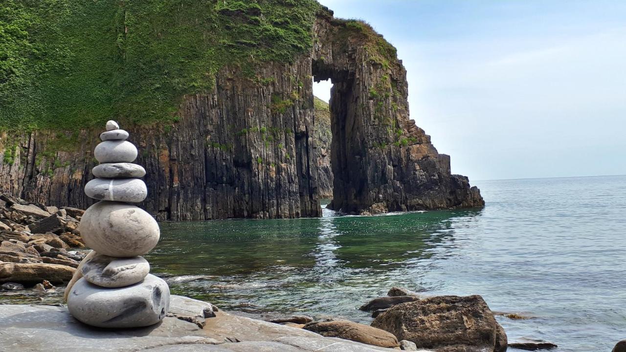 A Beach Holiday In Pembrokeshire ภายนอก รูปภาพ